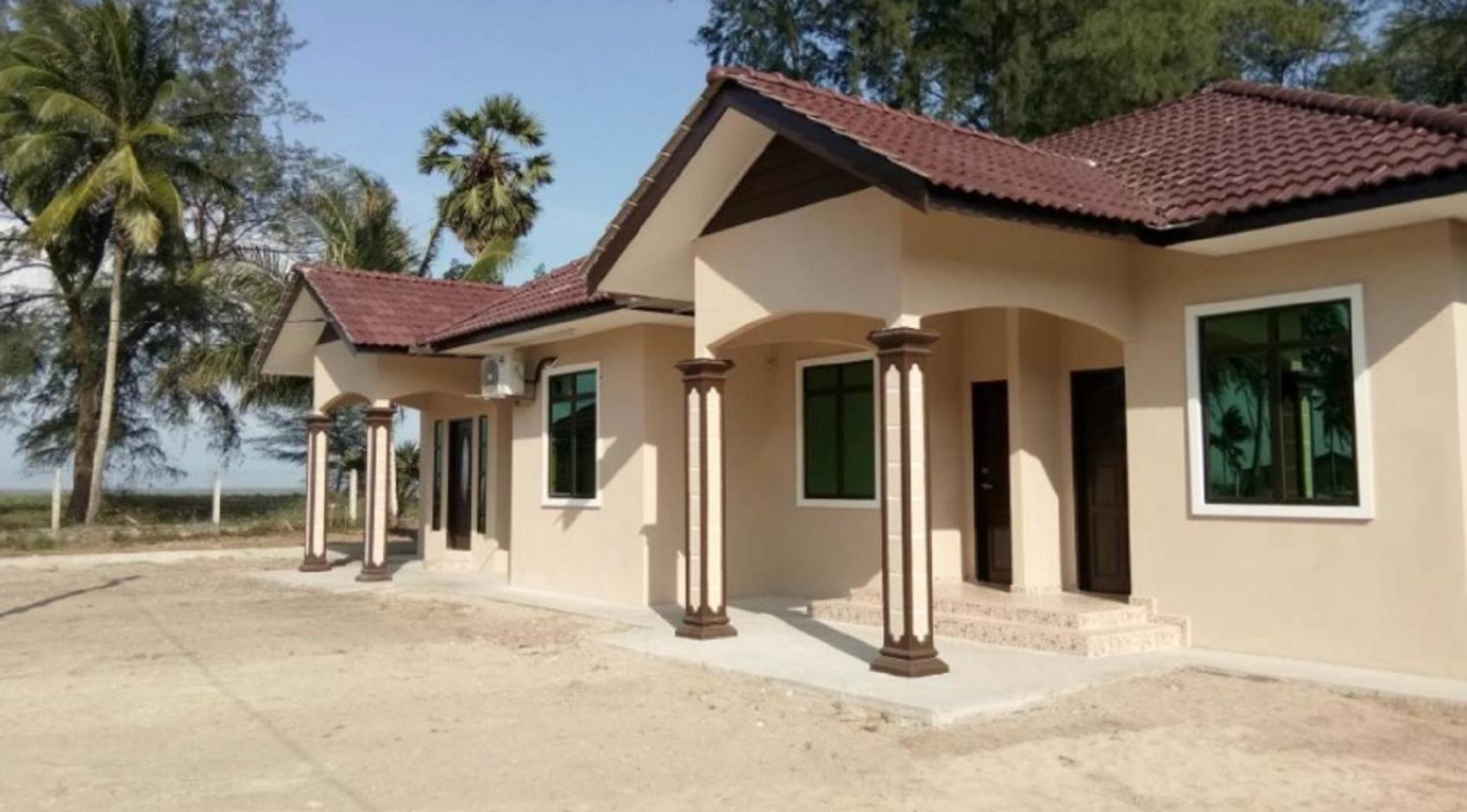 Faris'S Homestay & Resort Pasir Puteh Exterior photo